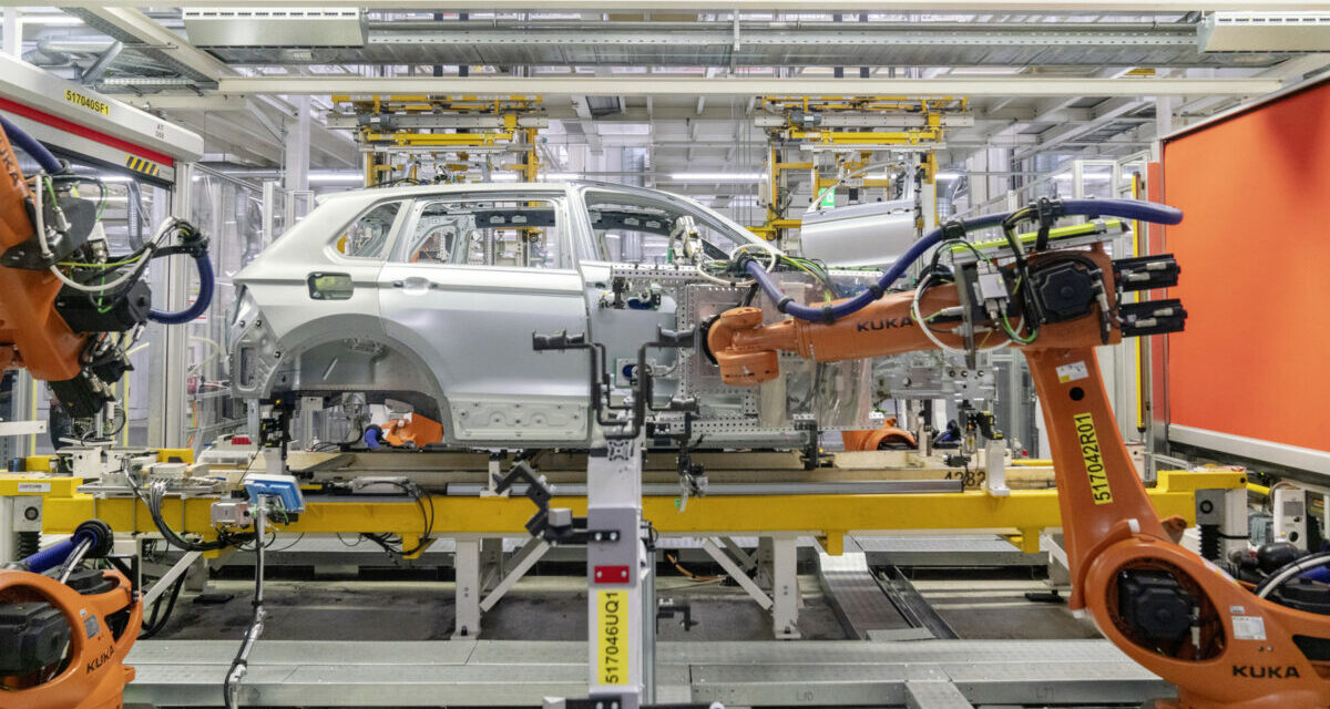 Producția auto din Germania atinge cel mai scăzut nivel din ultimii 14 ani