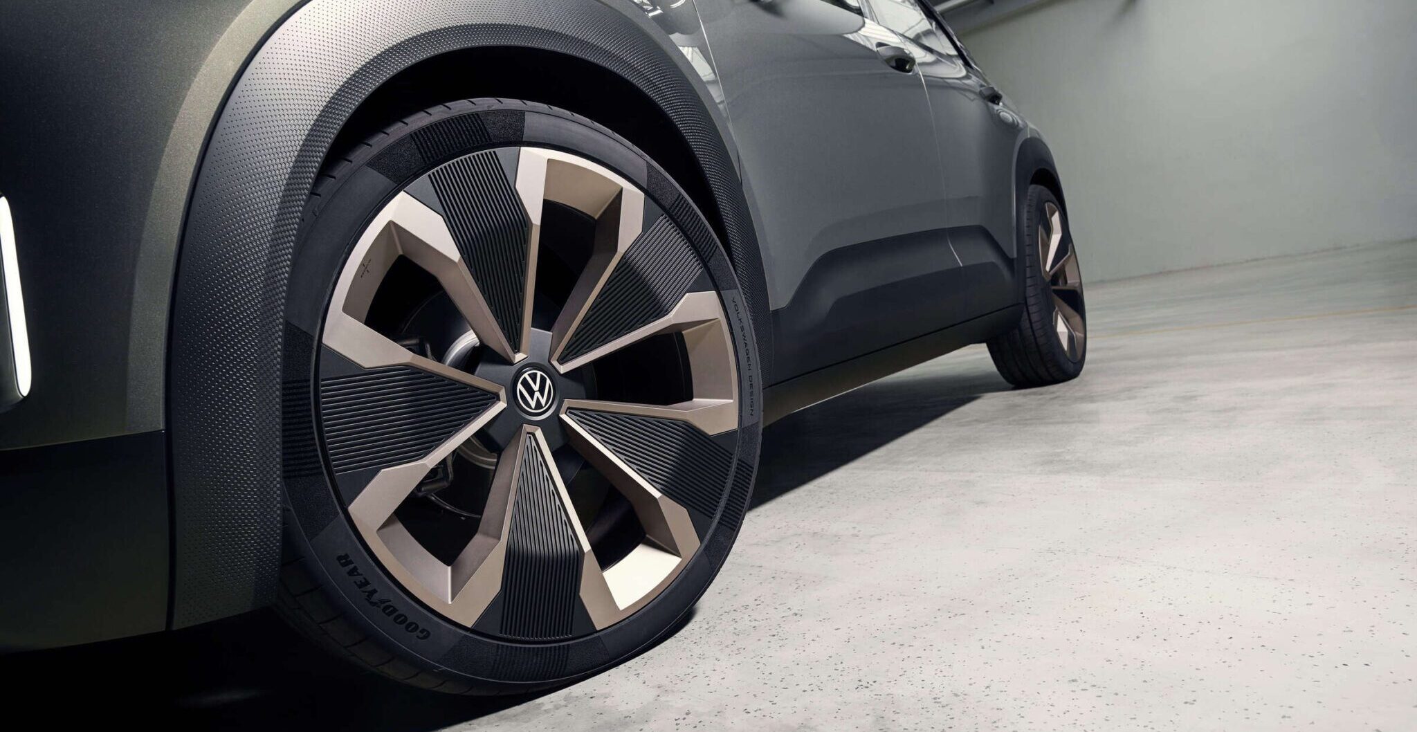 Is VW preparing to jump on the EREV bandwagon?