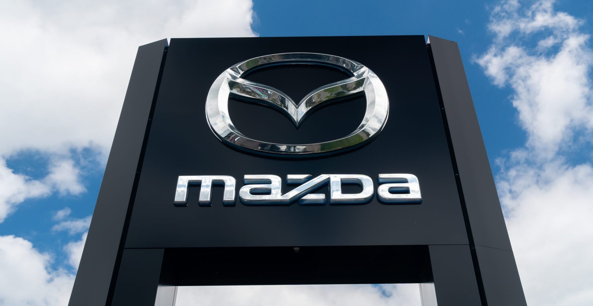 Mazda folosește inteligența artificială pentru a reduce pierderile cauzate de tarife